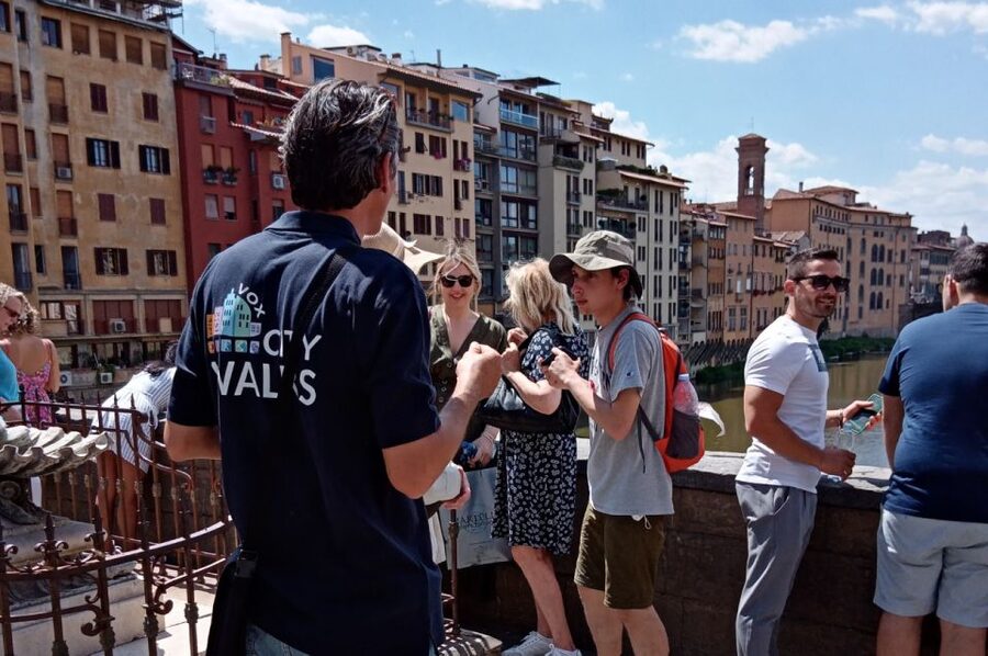 Florence: City Highlights & Historic District Guided Tour - What $29 buys you in practical terms