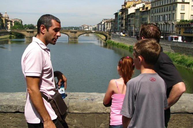 Florence City Tour & David - Ponte Vecchio, Vasari, and the bridge that survived the war