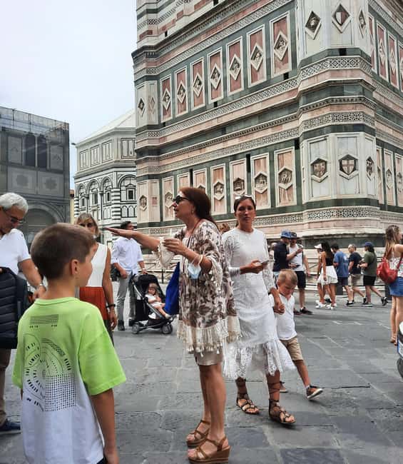 Florence: Dan Brown's Inferno 2-Hour Walking Tour - What the guides add to the experience