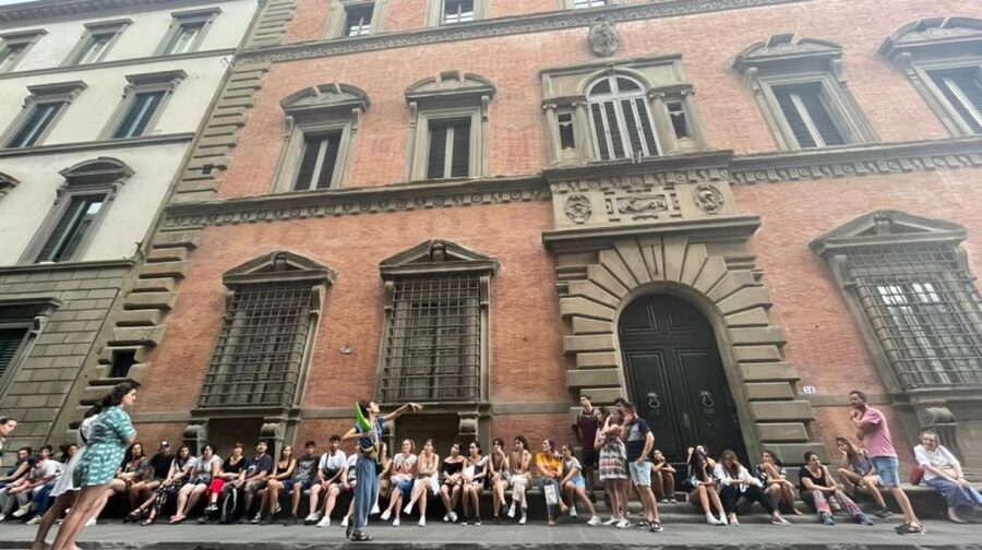 Florence: Dark Mysteries and Legends Guided Walking Tour - Key points at a glance