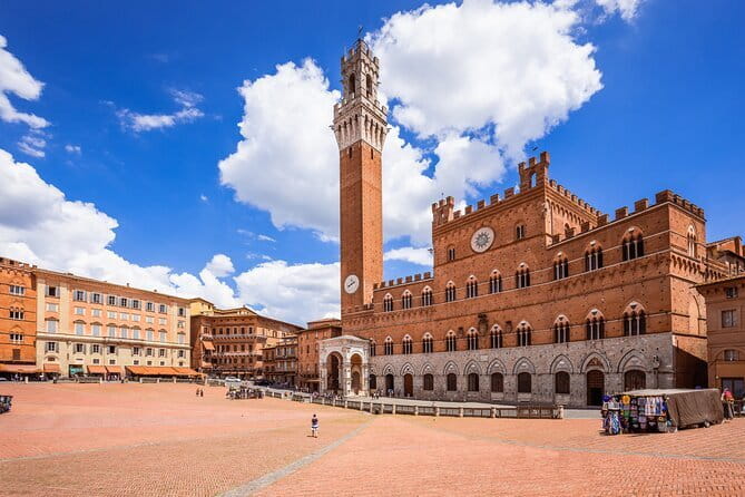 Florence Day Trip to Siena & San Gimignano with Scenic Views - Meeting the coach in Florence