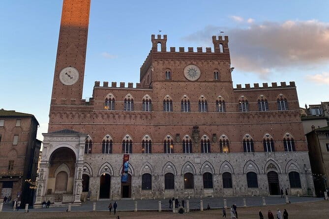 Florence: Day Trip with Free Time in San Gimignano and Siena - Meeting the bus at Piazzale Montelungo