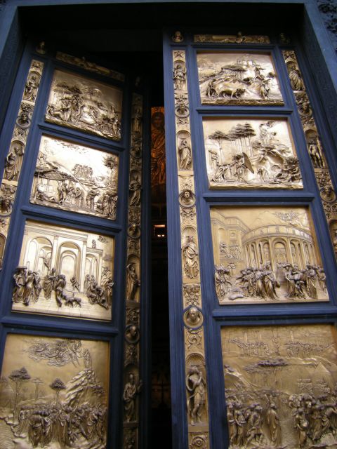 Florence Duomo 2-Hour Monumental Tour - Guides, languages, and the human side of the tour