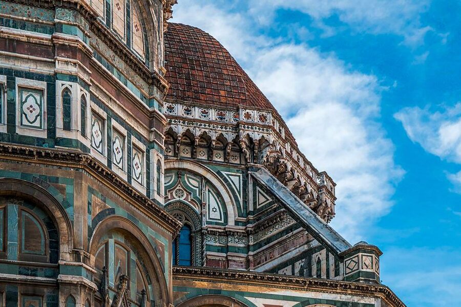 Florence: Duomo Cathedral Guided Tour - Brunelleschi’s dome from the square