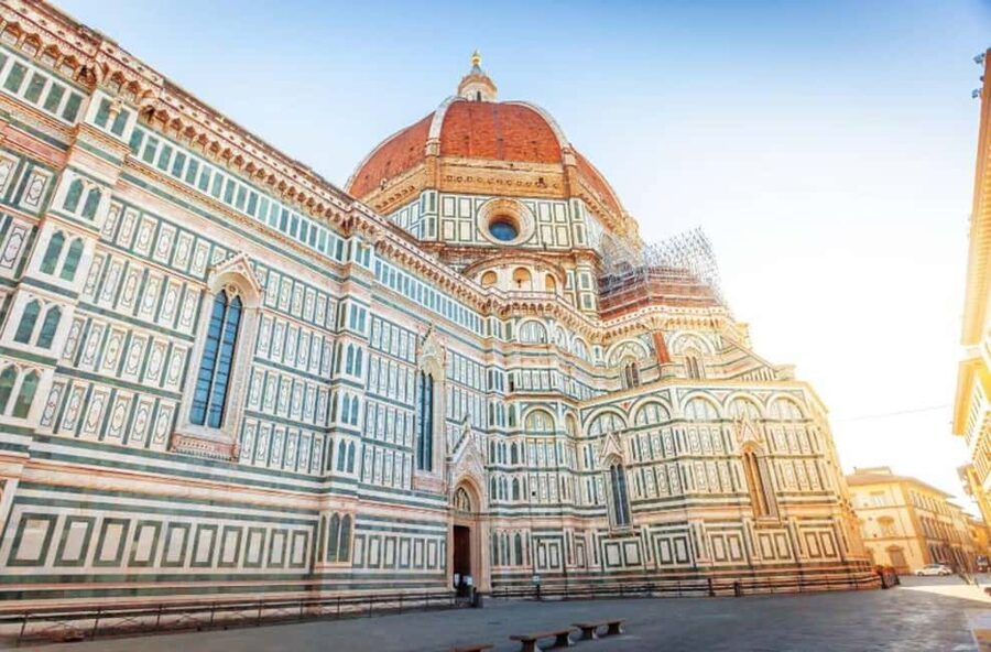 Florence Duomo Cathedral Guided Tour & Fast Track Entrance - Dress, bags, and other entry rules