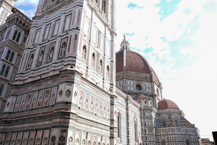 Florence: Duomo Cathedral Guided Tour with Fast-Track Entry - Looking up at Vasari and Zuccari’s Last Judgement