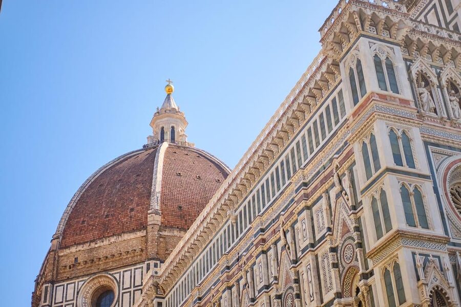 Florence: Duomo Cathedral Skip-the-Line Guided Tour - What the 30-minute cathedral tour covers