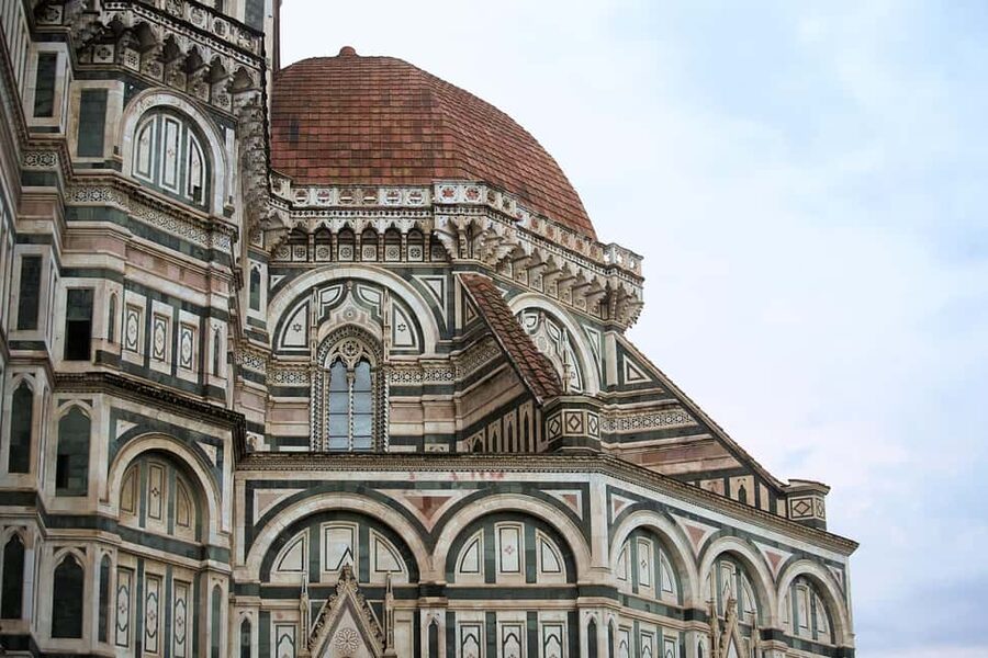 Florence: Duomo Dawn Entry with Key Holder & Dome Climb Tour - Why the early hour matters