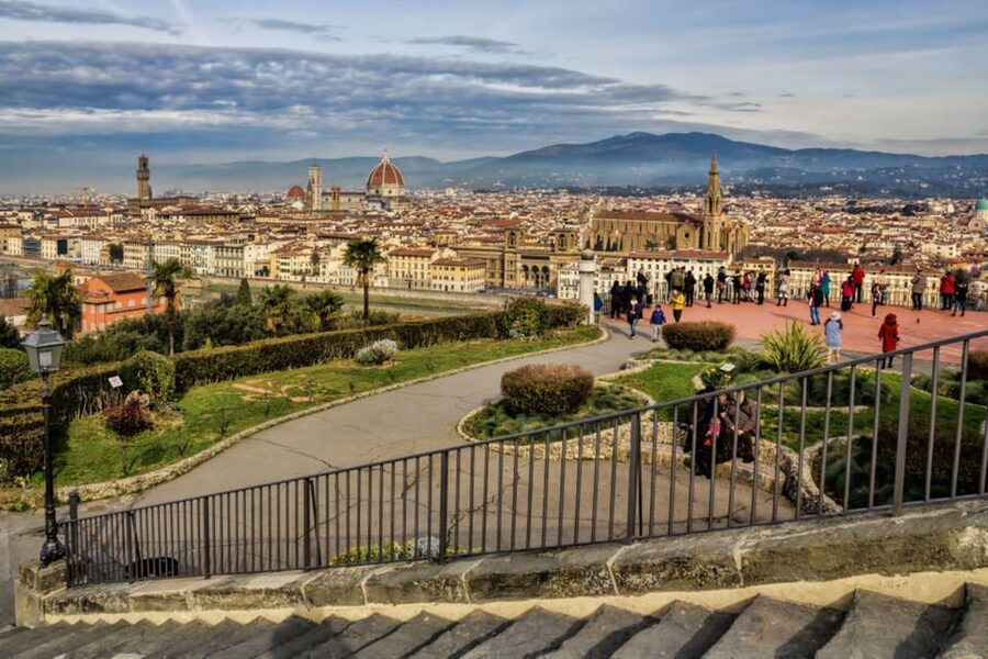 Florence:E-Bike City Tour with stop at Piazzale Michelangelo - Why an e-bike is a smart way to see Florence