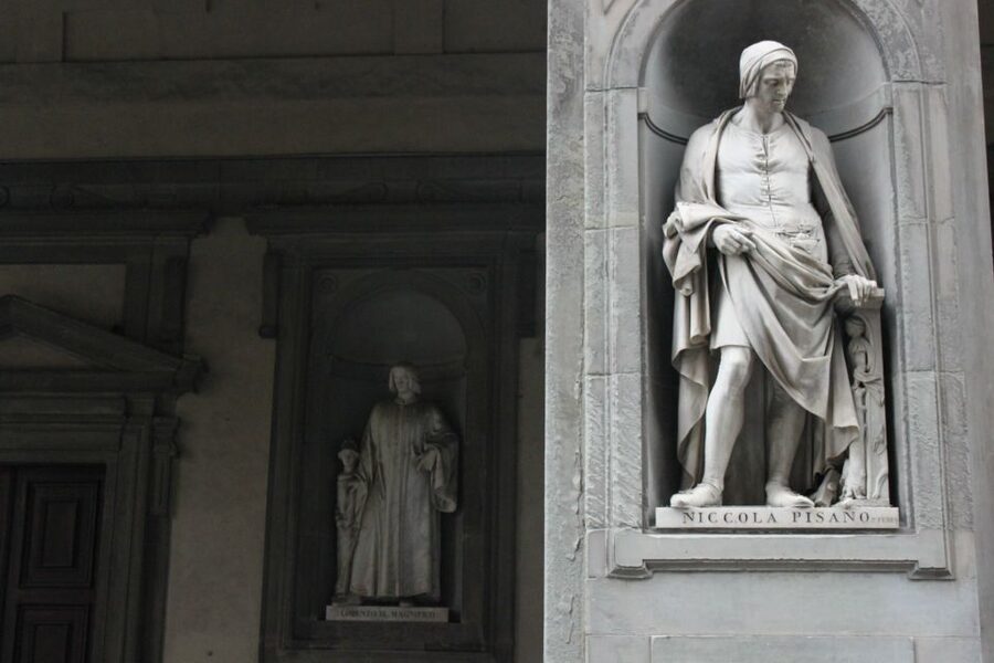 Florence: Early Morning Uffizi Gallery Guided Tour - The guides make or break the experience