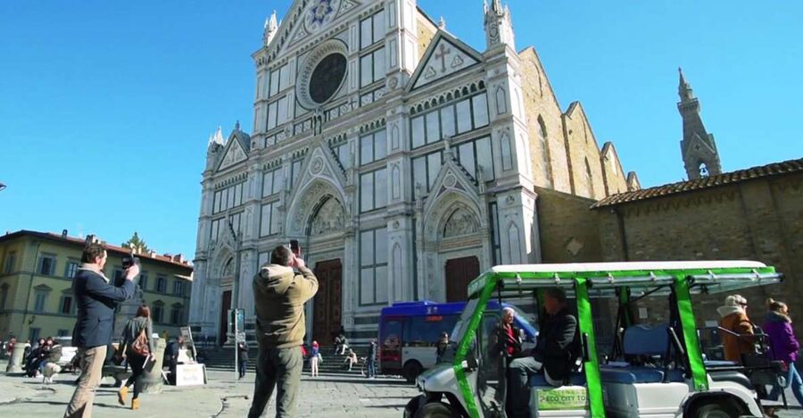Florence: Eco-Friendly Golf Cart City Tour with Audio Guide - Mobility, comfort, and practical limits