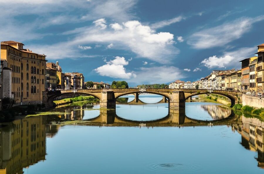 Florence: Eco-Friendly Panoramic Tour in Electric Golf Cart - Signoria Square and famous statues