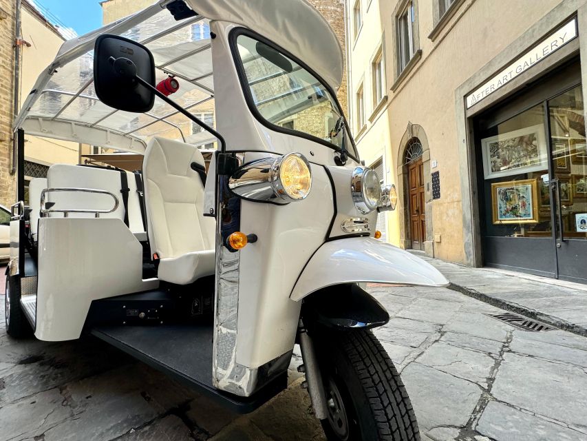 Florence: Eco Golf Car & e Tuk Tuk City Tour - Oltrarno, where the city feels more local