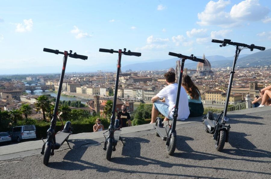 Florence: Electric Scooter Tour with Guide - Riding through Florence’s old streets