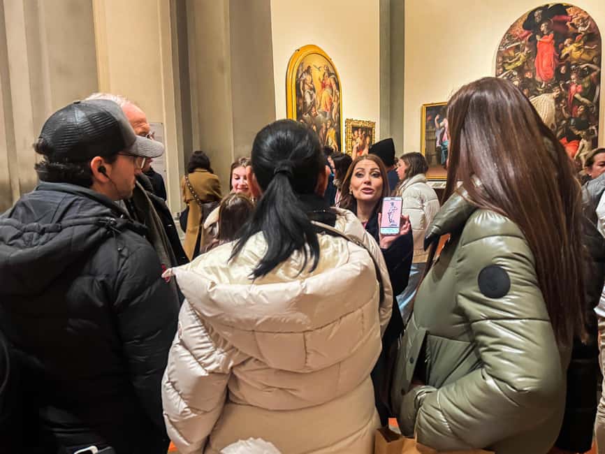 Florence: Exclusive Evening Tour of Michelangelo's David - Your extra time inside the Accademia