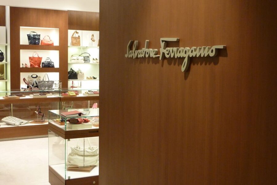 Florence: Fashion Private Tour with Museum Visits - Gucci Garden: a compact and less traditional stop