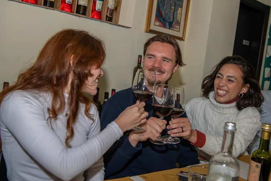Florence: Flavours of Tuscany Food Tour - Tuscan wine and non-alcoholic choices