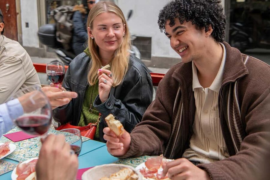 Florence: Flavours of Tuscany Food Tour - The first bites: food with a Florentine accent