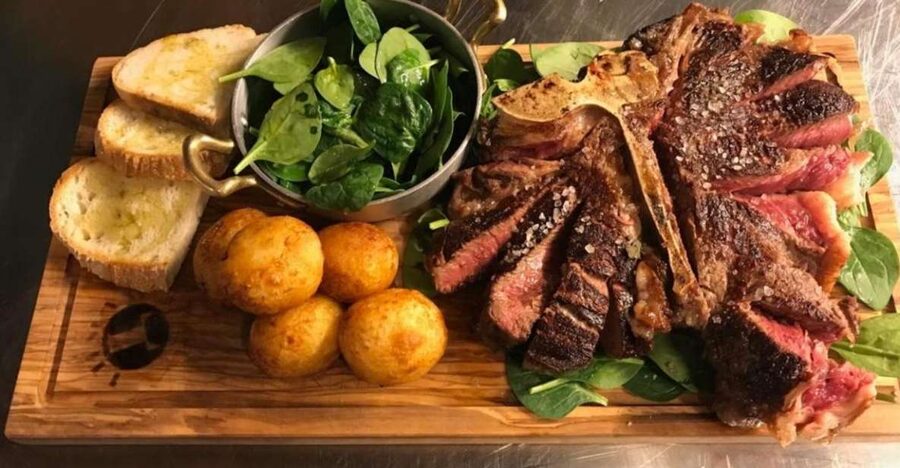 Florence: Florentine Steak Cooking Class with 3-Course Meal - Entering I’ Tuscani 2 in central Florence