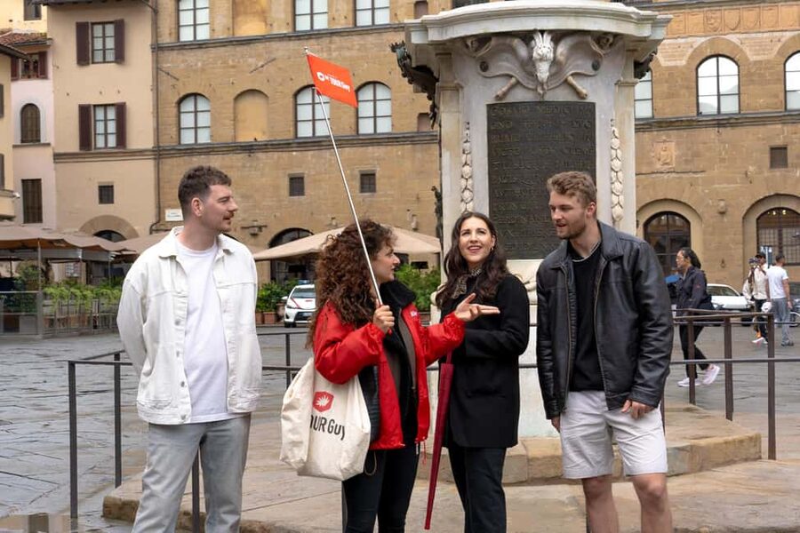 Florence: Food Walking Tour with Local Steak and Tuscan Wine - Handmade ravioli and the value of smaller stops