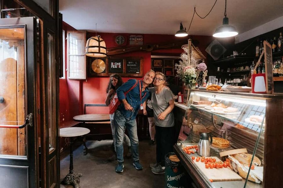Florence: Food & Wine Tour in Oltrarno Neighborhood - Walking, timing, and practical comfort