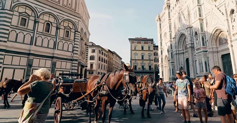 Florence Footsteps: Unveiling the Treasures of the Medicis - Starting at the Uffizi and meeting the Medici