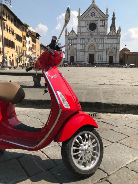 Florence: Full Day Noleggio Vespa, Scooter, and Moped - A self-guided ride from Florence Station