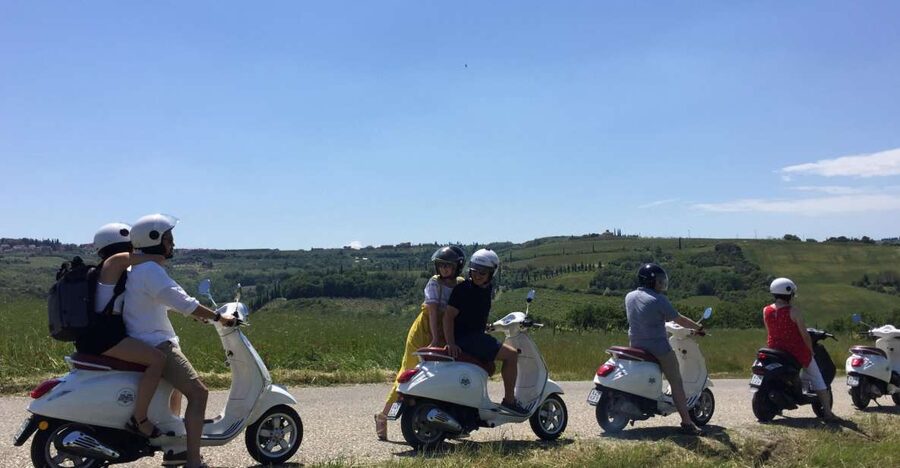Florence: Full-Day Tuscany Vespa Tour in Chianti - Two and a half hours on the Vespa