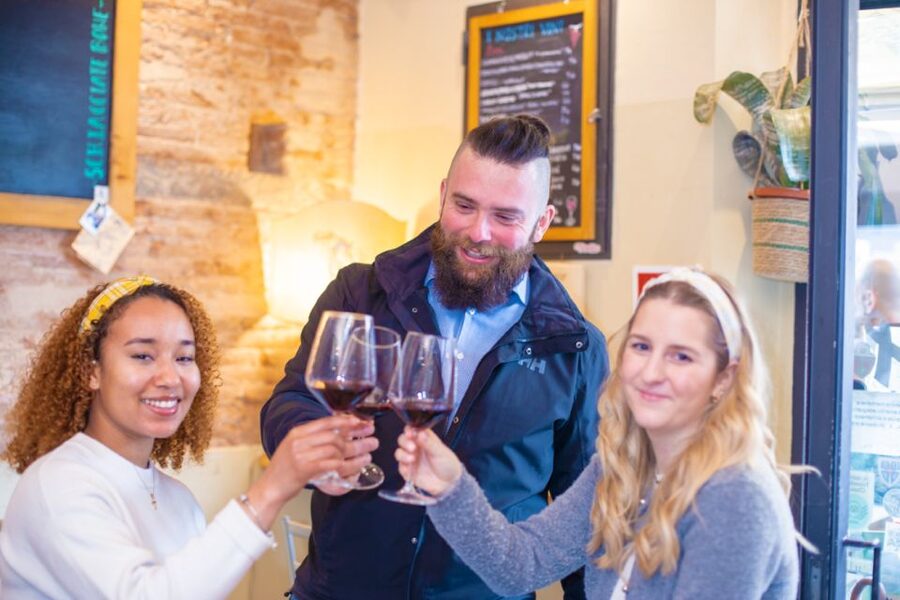Florence: Grocery Market Food Tour and Tastings with a chef - The guide can make or break the experience