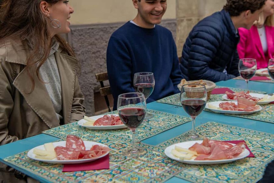 Florence: Guided Food Walking Tour with Tuscan Classics - Starting with Schiaccia Passera