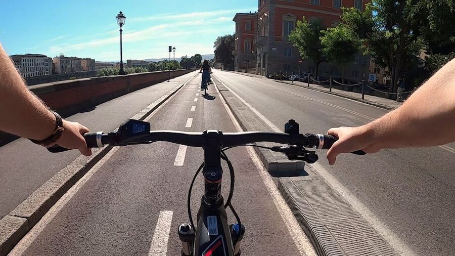Florence: Guided Tour by E-Bike with Gelato & optional Lunch - Who should book this ride?