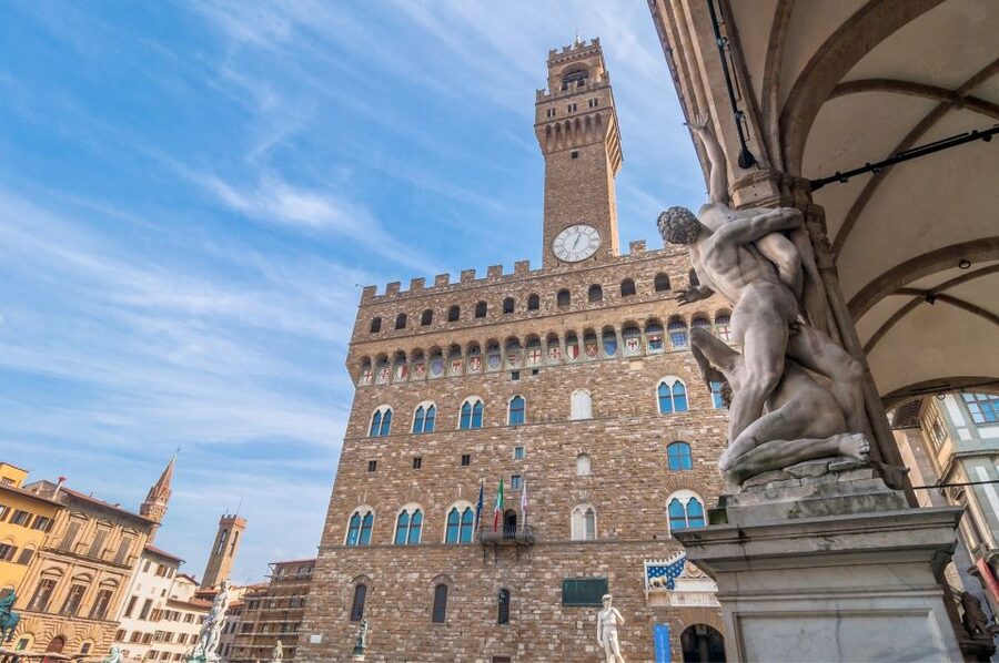 Florence: Guided Tour by E-Bike with Gelato & optional Lunch - Starting near Via de’ Neri
