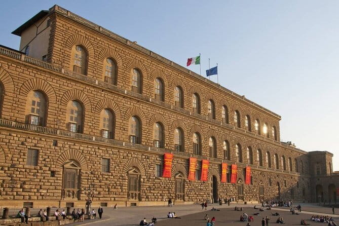 Florence: Guided Tour Medici Family Secrets, Chapels and History - Piazza della Signoria and Palazzo Vecchio