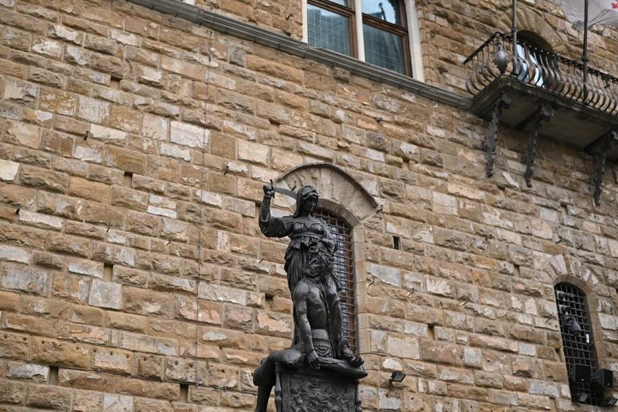 Florence: Guided Tour of Medici Family Secrets and Chapels - Is $93 a fair price?