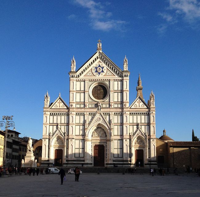 Florence: Guided Walking Tour with Entry to Santa Croce - Giotto, Gaddi, Donatello, and Brunelleschi inside the basilica