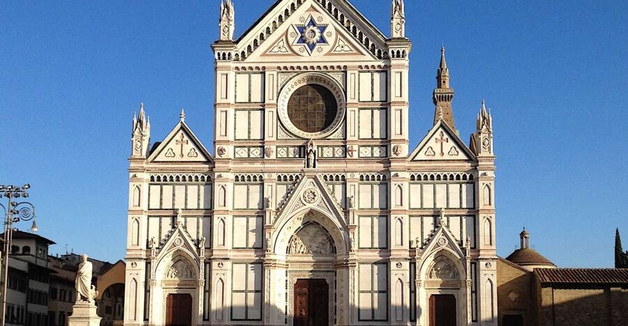 Florence: Guided Walking Tour with Entry to Santa Croce - The 17:00 walk from Republic Square to the Duomo