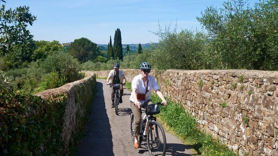 Florence: Half-Day Tuscan Countryside E-bike Tour with Wine - Ancient roads and Florence from above
