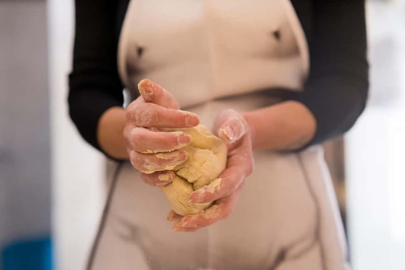 Florence: Handmade Ravioli & Pasta Class with Unlimited Wine - The opening talk: a quick route through Florence’s past