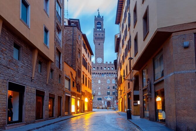 Florence Haunted Secrets: Echoes of the Dead Exploration Game - Florence’s historic center as a mystery board