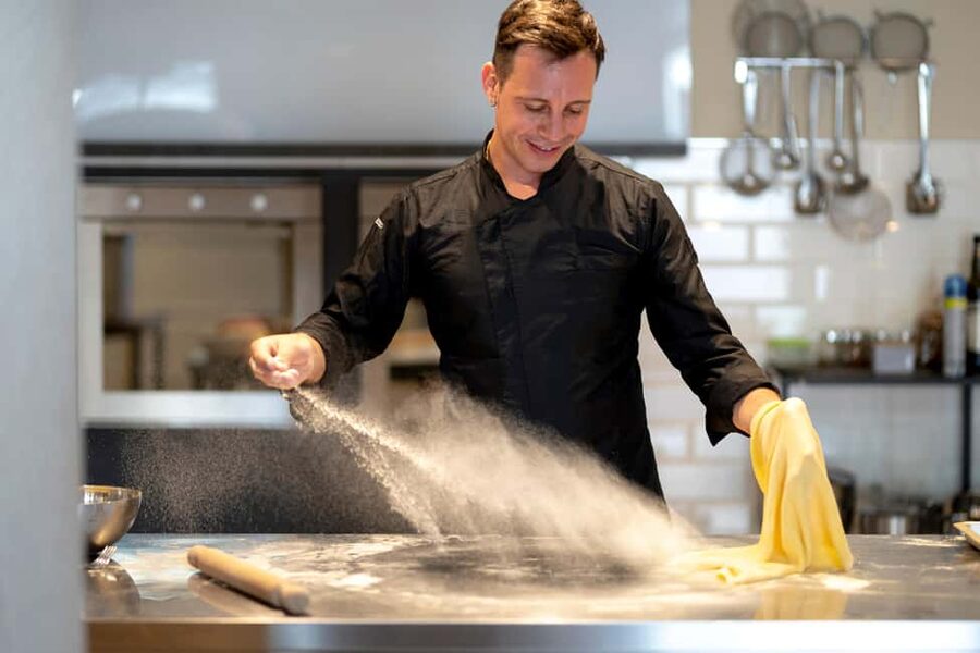 Florence: Highlights Cooking Class with Italian Pastas - A meal in an 18th-century dining room