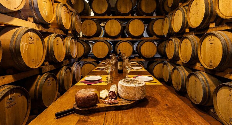 Florence: History Walking Tour with Wine Tasting - Who should book this Florence walk?