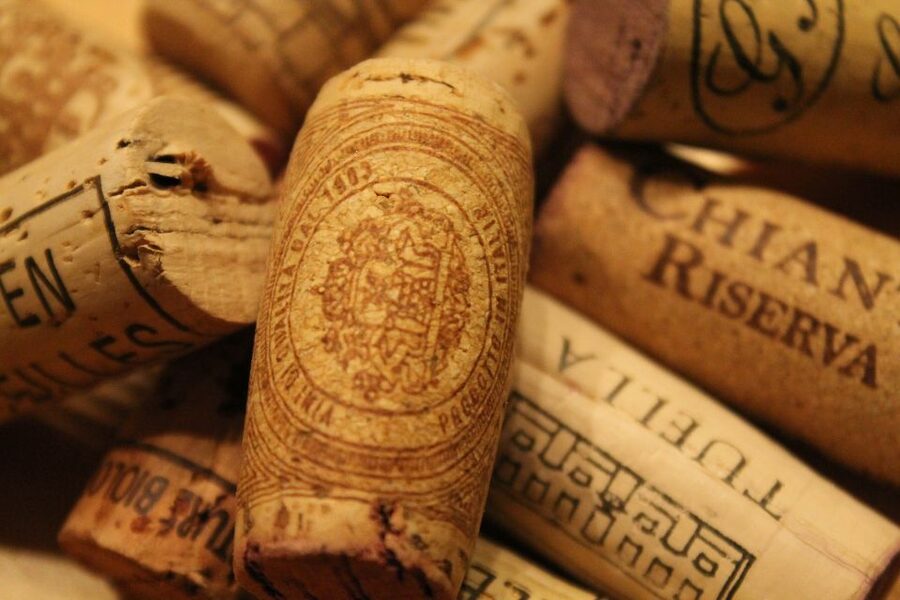 Florence: History Walking Tour with Wine Tasting - Via de’ Martelli and the first Renaissance palace