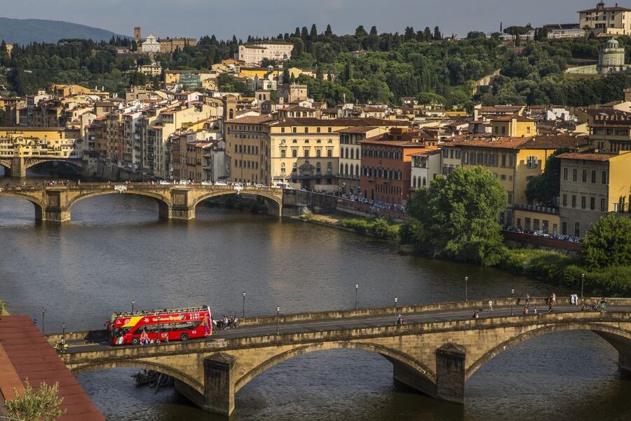 Florence: Hop-on Hop-off Bus Tour: 24, 48 or 72-Hour Ticket - Piazzale Michelangelo and Fiesole: the two best reasons to ride
