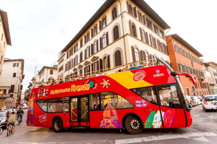 Florence: Hop-on Hop-off Bus Tour: 24, 48 or 72-Hour Ticket - Timetables, seasons, and the cost of waiting