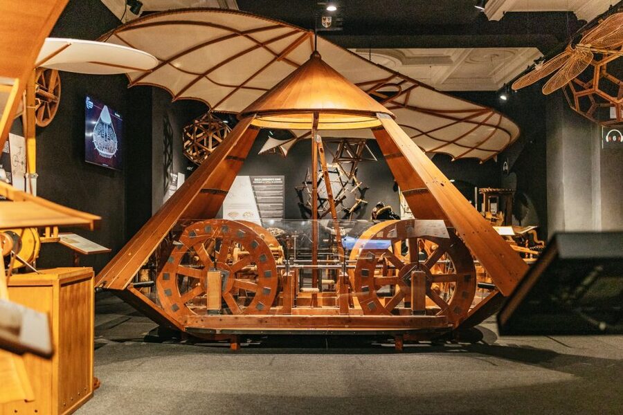 Florence: Leonardo Interactive Museum Entry Ticket - Why children and teenagers tend to enjoy it