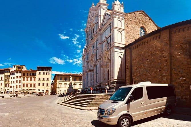 Florence, Lucca and Pisa Private Tour from Livorno - What the private guide adds