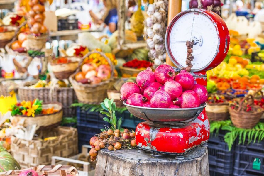 Florence: Market and Cooking Class at a Local's Home - From produce stalls to a private Florentine kitchen