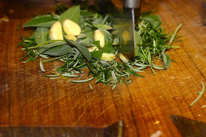 Florence Market Tour & Cooking Class in Local Home with Mirella - What the private format means