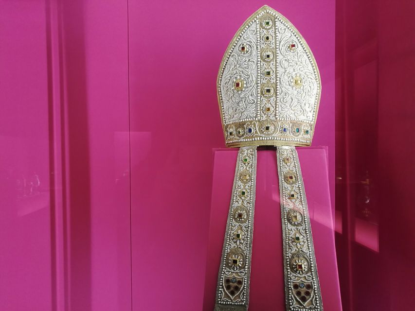 Florence: Medici Chapels Guided Tour - What the guide adds at $50
