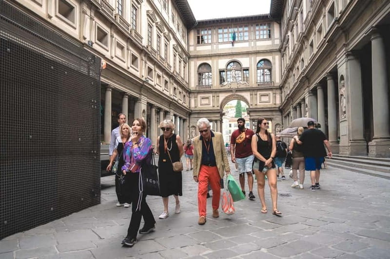 Florence: Medici Family Guided Walking Tour - San Lorenzo and the Medici Chapels